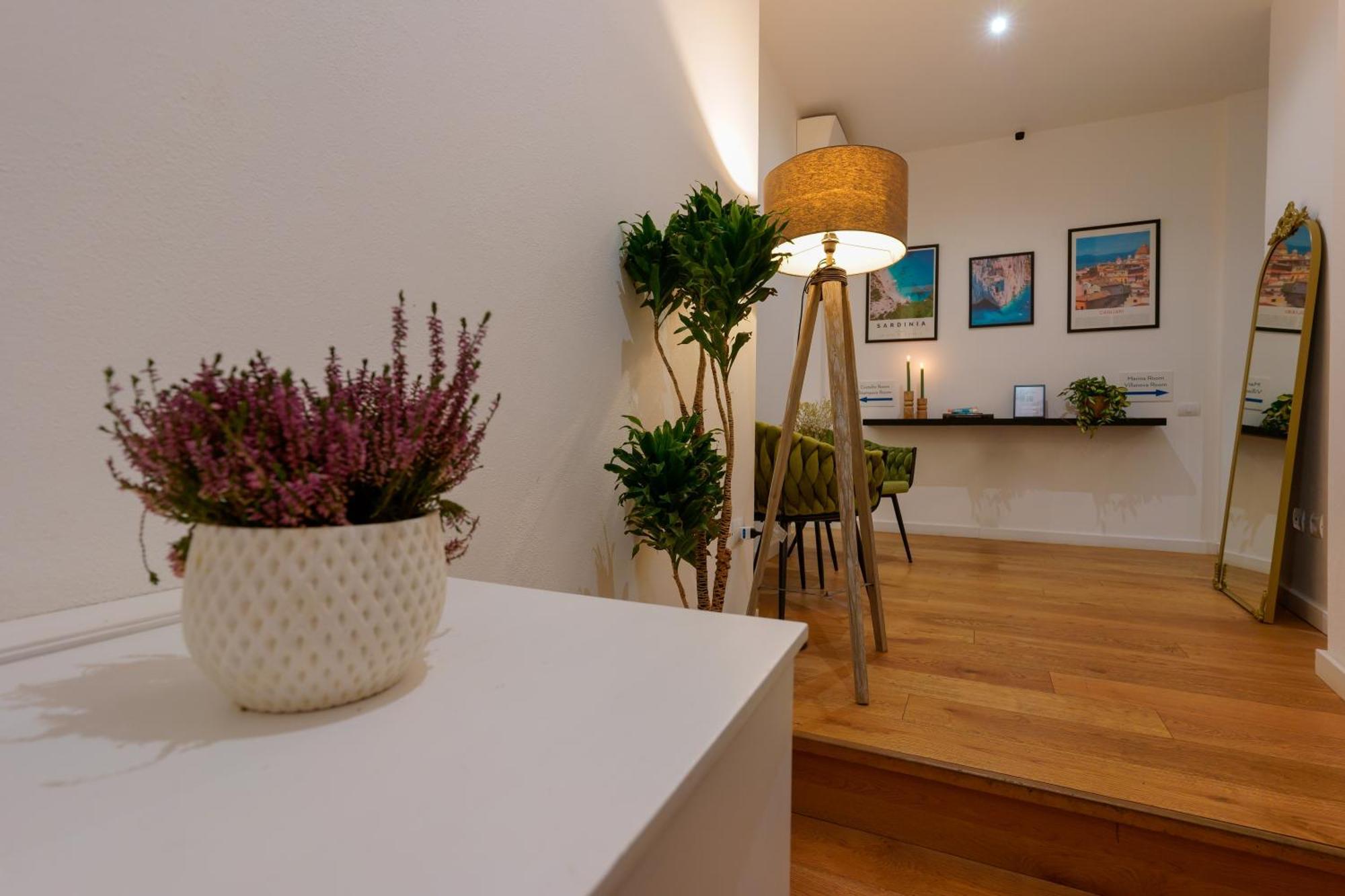 Bed and Breakfast Crossroad Four - Locazione Turistica Cagliari Exterior foto